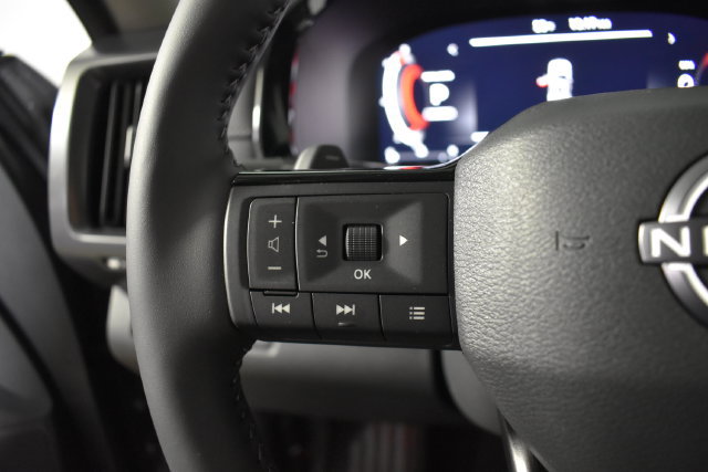 New 2026 Nissan Pathfinder SL AWD/4WD image 16