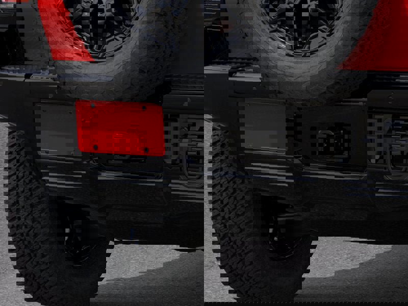 New 2025 GMC Hummer EV 2X w/ LPO, Dark Essentials Package image 17