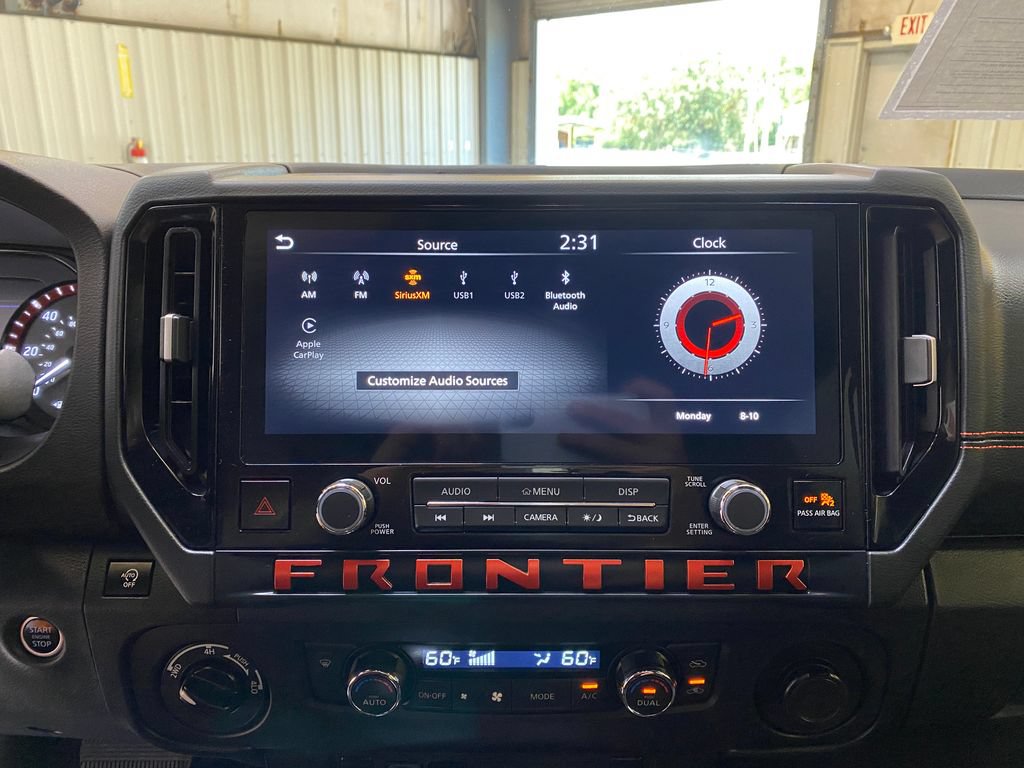 Used 2025 Nissan Frontier PRO-4X AWD/4WD image 38