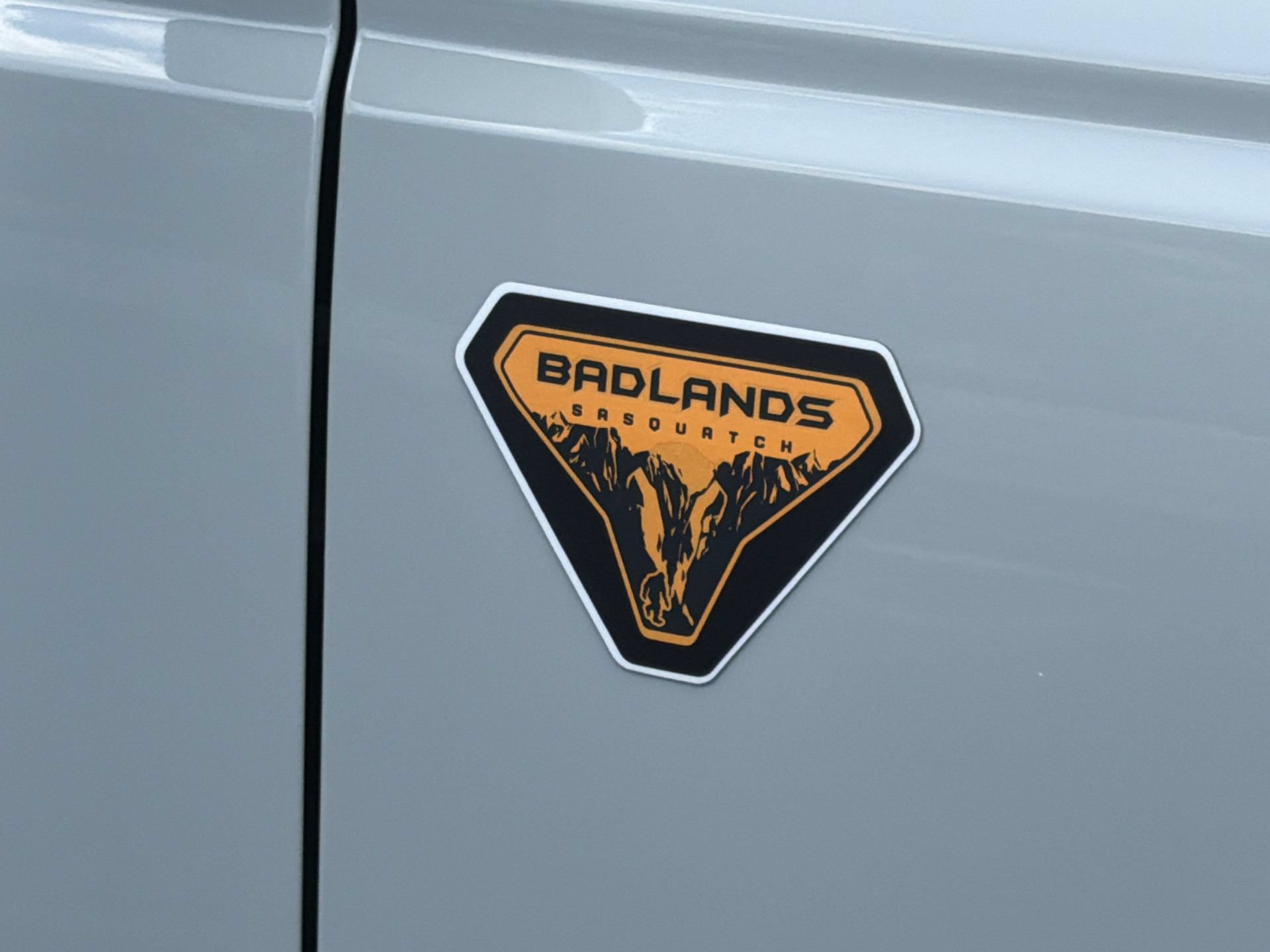Used 2023 Ford Bronco Badlands AWD/4WD image 5