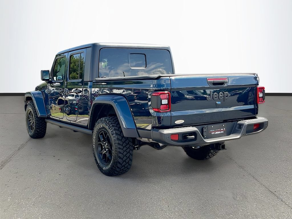 Certified 2025 Jeep Gladiator Sport AWD/4WD image 5
