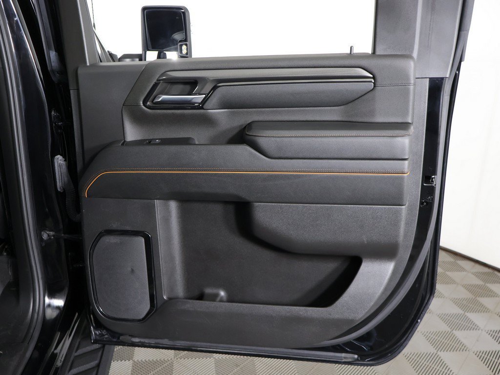 Used 2024 GMC Sierra 2500 AT4 w/ AT4 Premium Plus Package AWD/4WD image 30