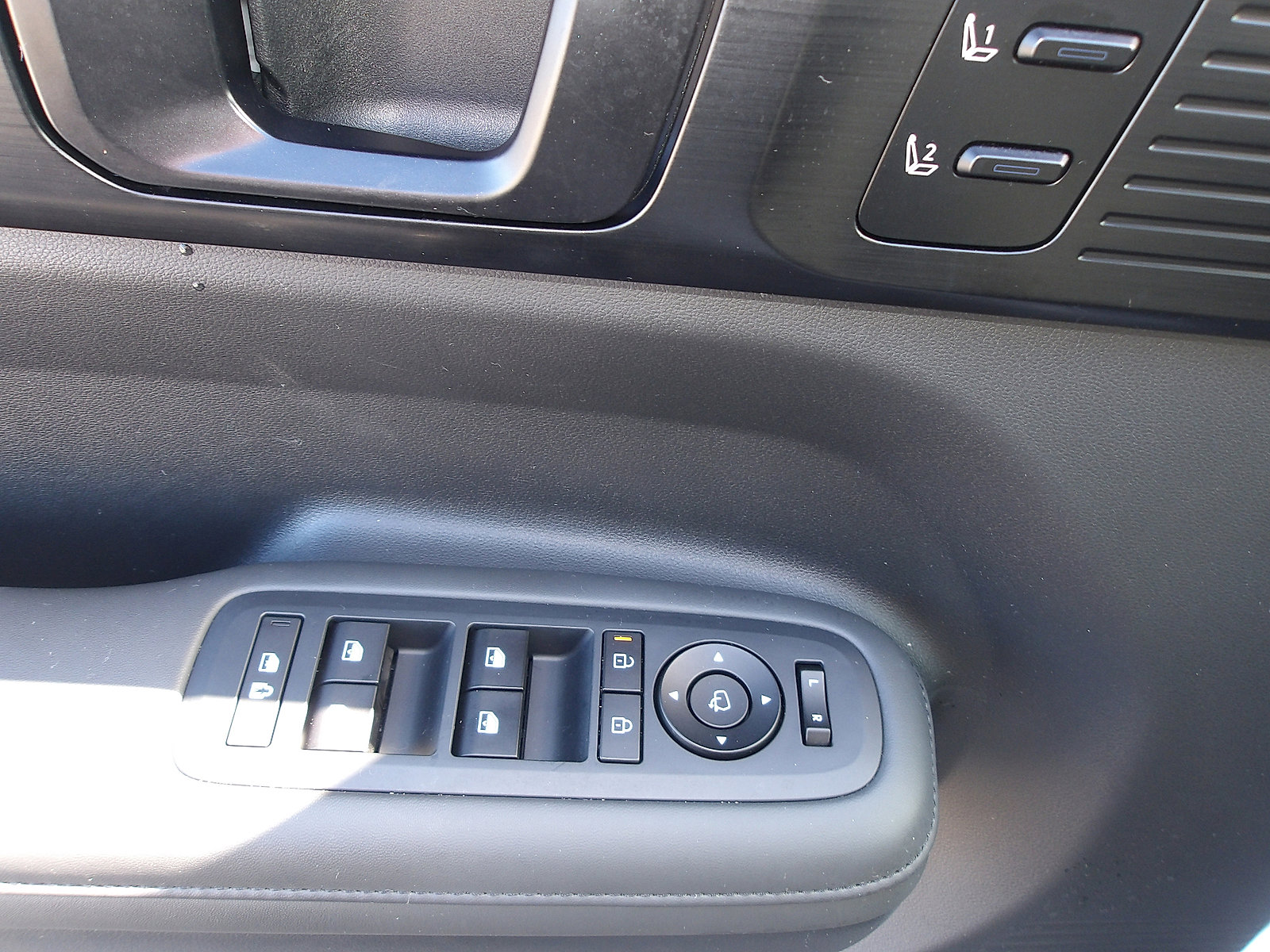 Certified 2025 Hyundai Santa Fe Calligraphy image 18