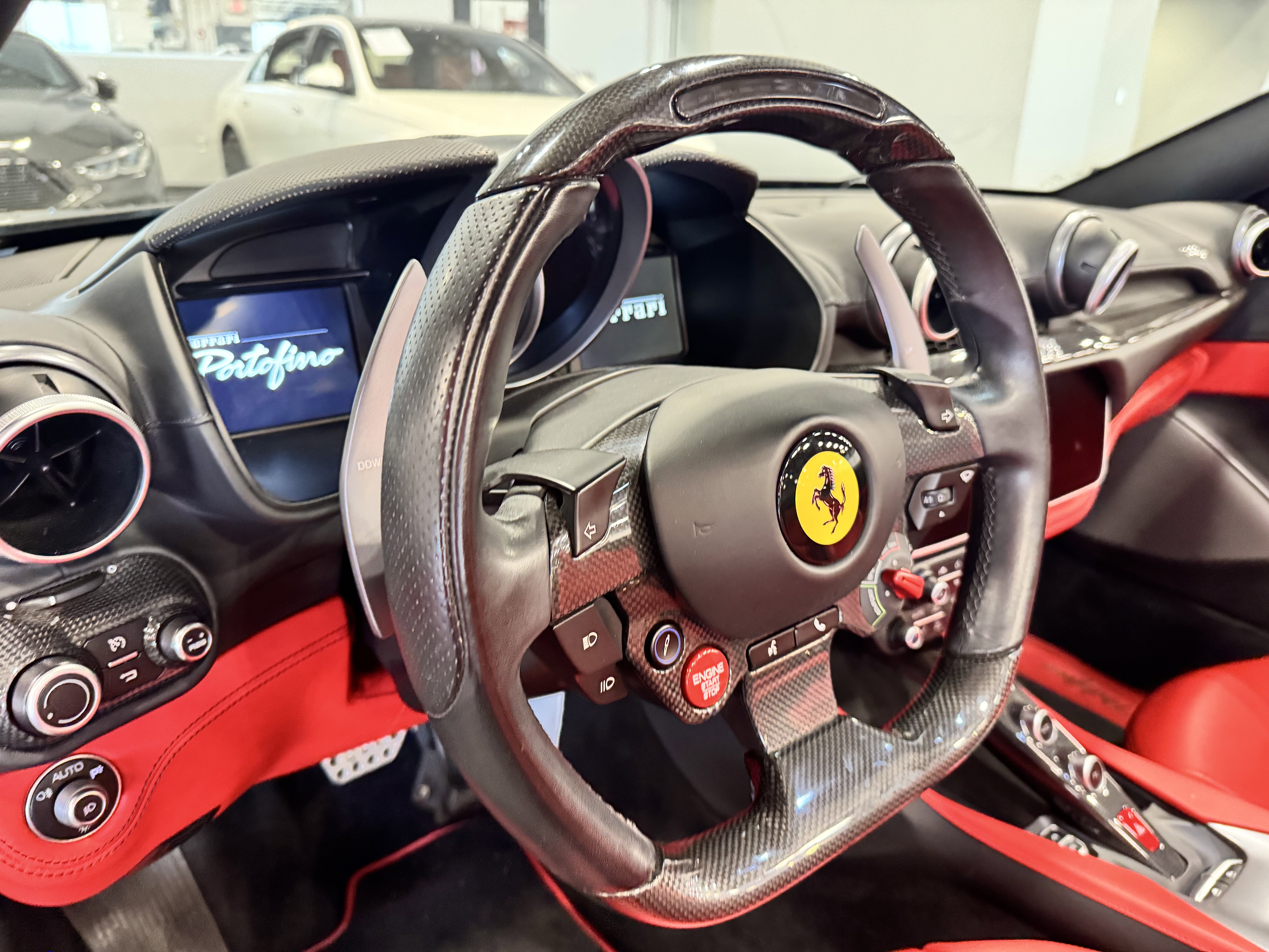 Used 2020 Ferrari Portofino image 11