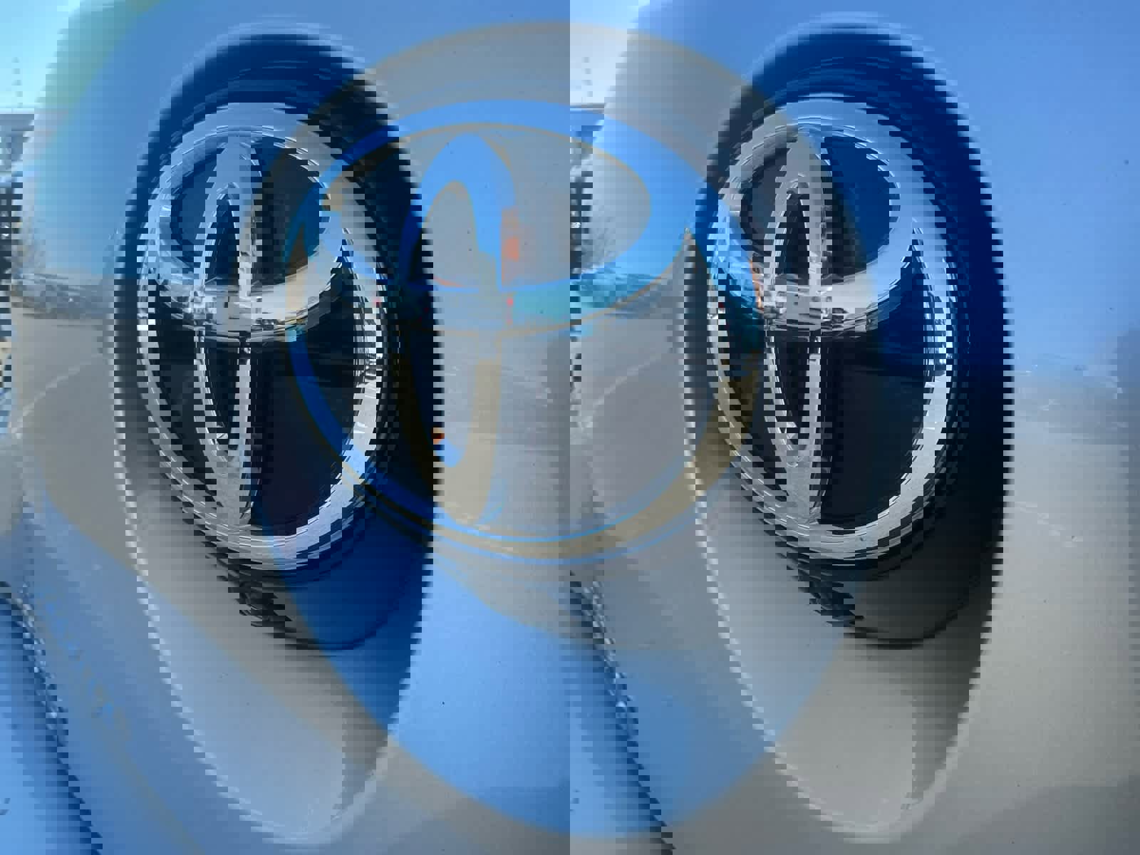 Used 2024 Toyota Corolla SE image 16