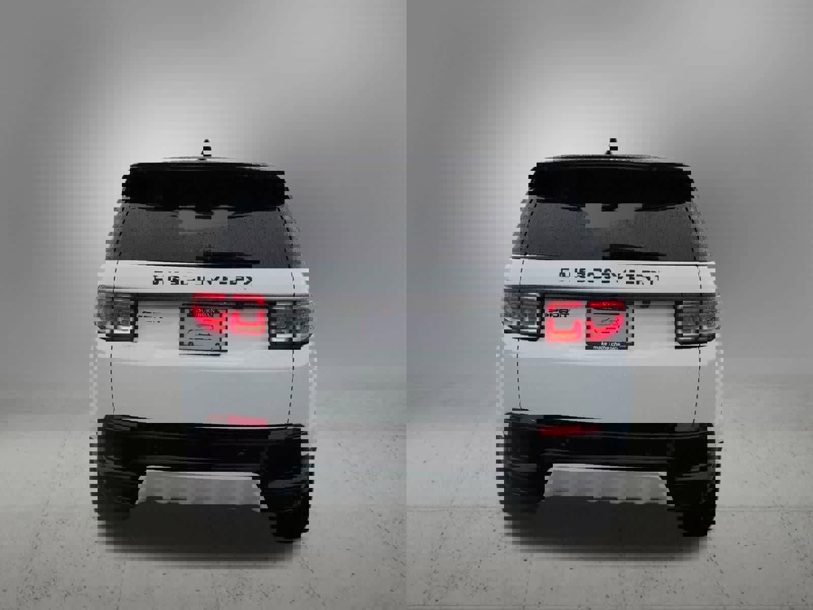 New 2026 Land Rover Discovery Sport Landmark image 3