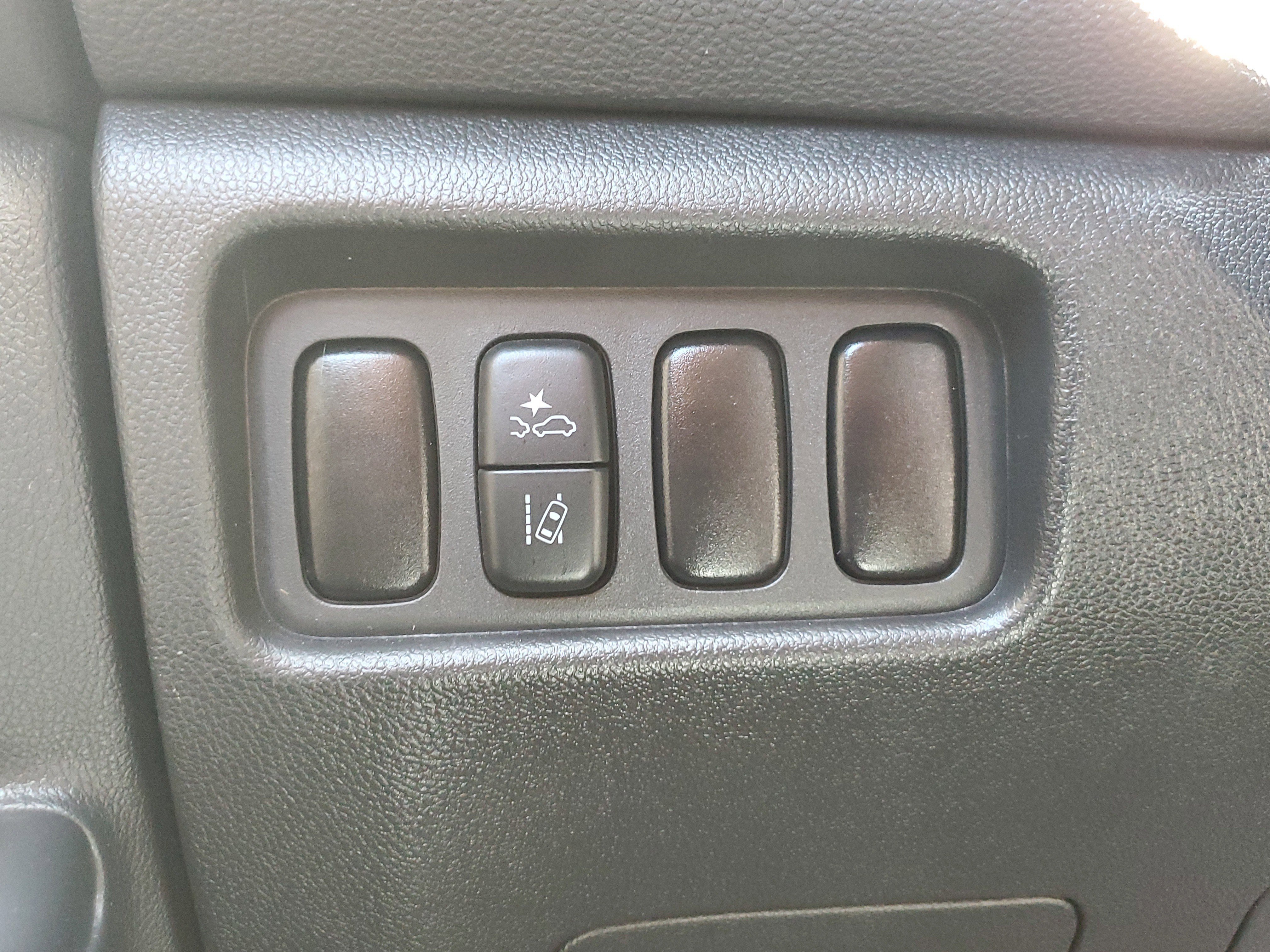 Used 2025 Mitsubishi Outlander Sport LE image 28