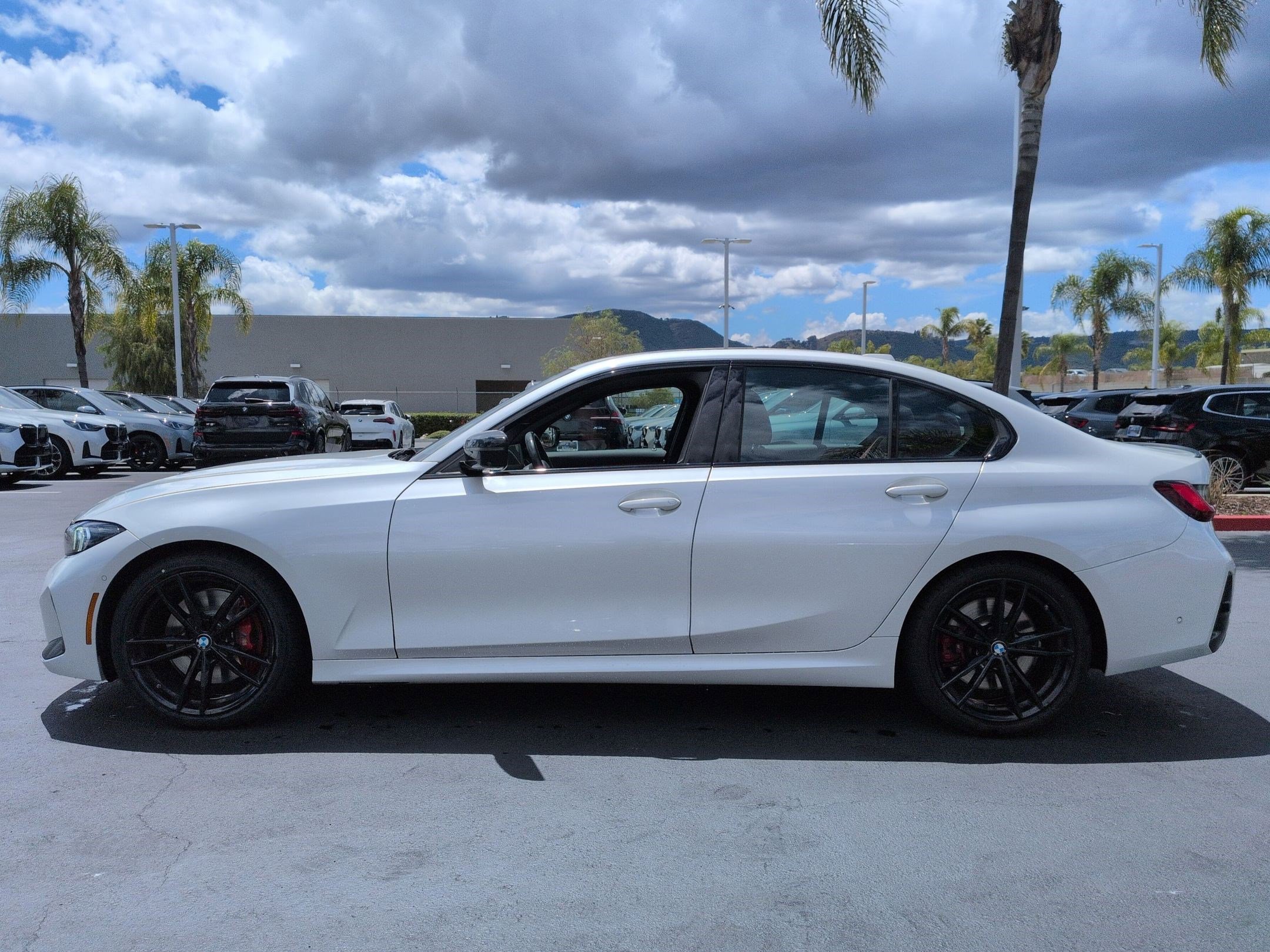 Certified 2023 BMW 330i Sedan w/ M Sport Package RWD image 7