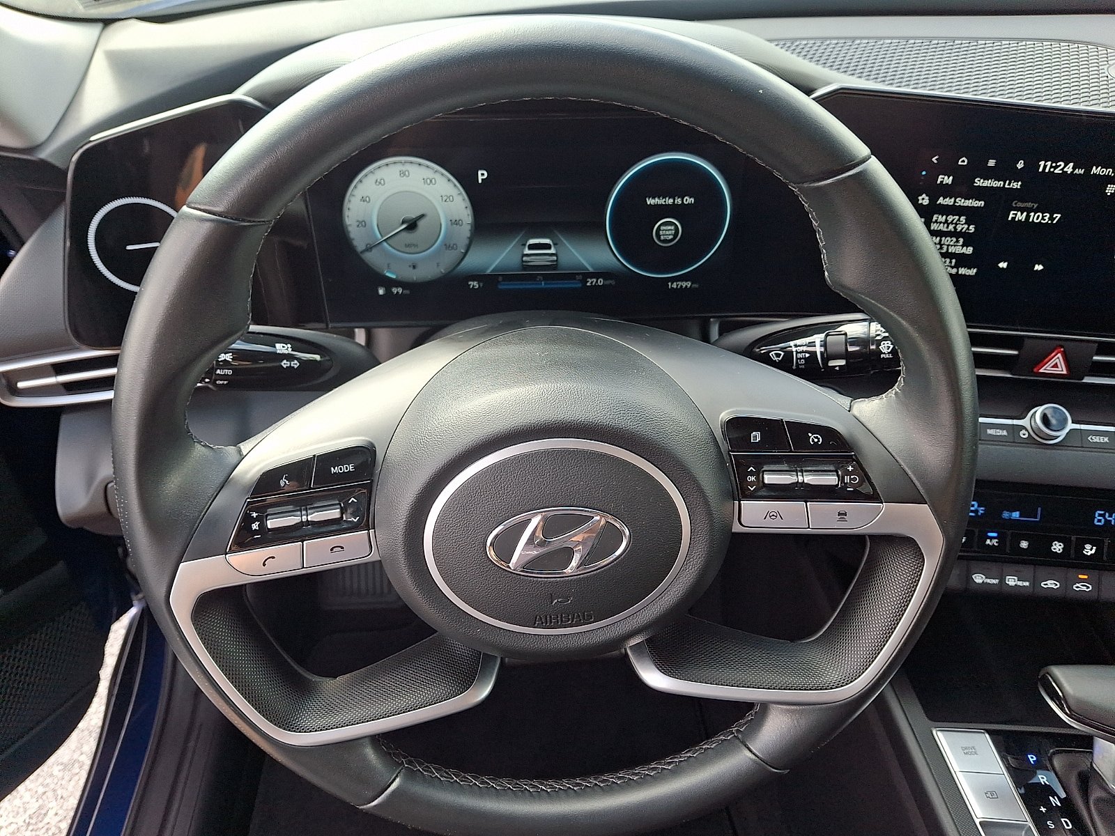 Used 2023 Hyundai Elantra SEL w/ Convenience Package FWD image 20