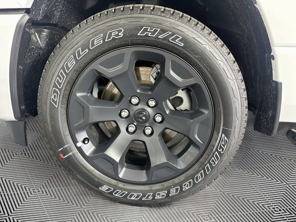 New 2026 RAM 1500 Express AWD/4WD image 22