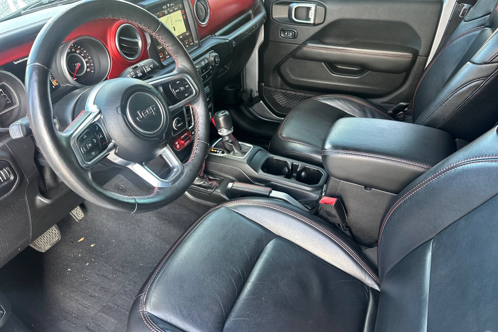 Used 2018 Jeep Wrangler Unlimited Rubicon AWD/4WD image 10