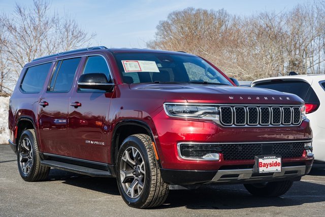 Used 2024 Jeep Wagoneer L Series III w/ Flexible Seating Group image 2
