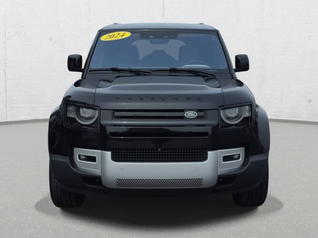 Used 2024 Land Rover Defender 110 S AWD/4WD image 2