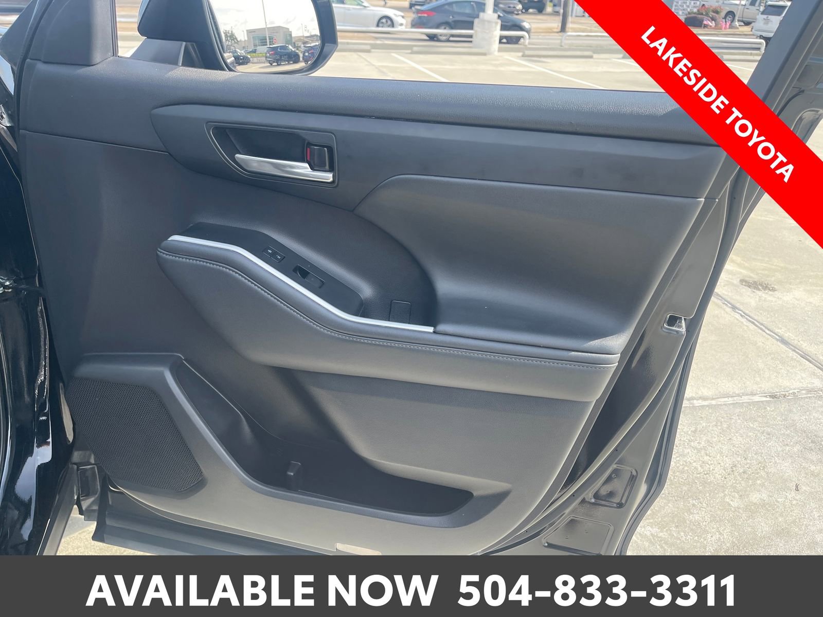 Used 2021 Toyota Highlander XSE FWD image 17