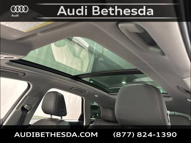 Certified 2025 Audi Q5 Premium w/ Convenience Package AWD/4WD image 28