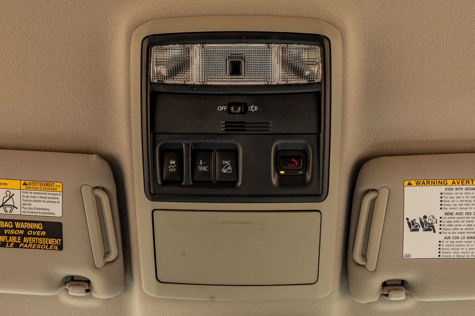 Used 2022 Toyota 4Runner SR5 AWD/4WD image 28