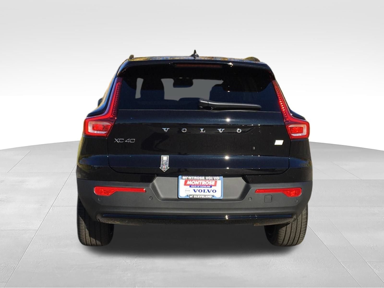 New 2024 Volvo XC40 Recharge Plus w/ Protection Package Premier RWD image 6