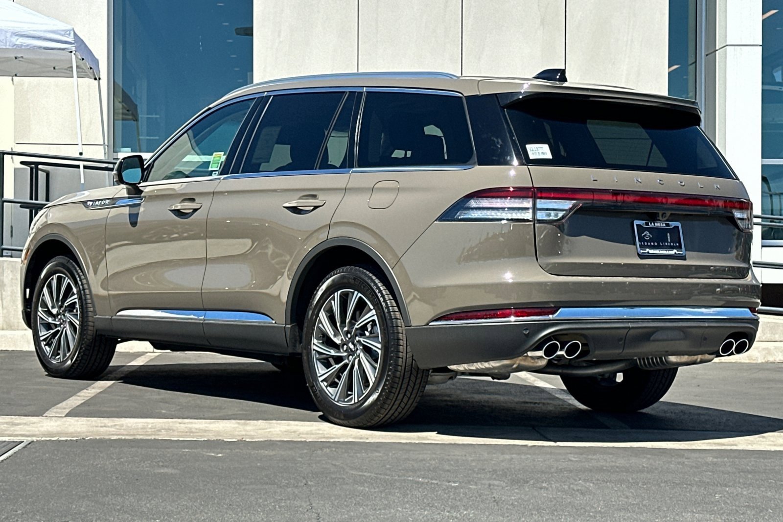 New 2025 Lincoln Aviator AWD w/ Equipment Group 101A image 5