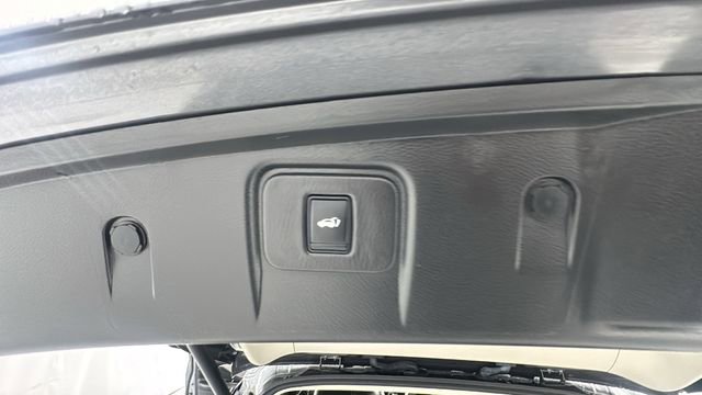 Certified 2023 Nissan Murano SV image 16