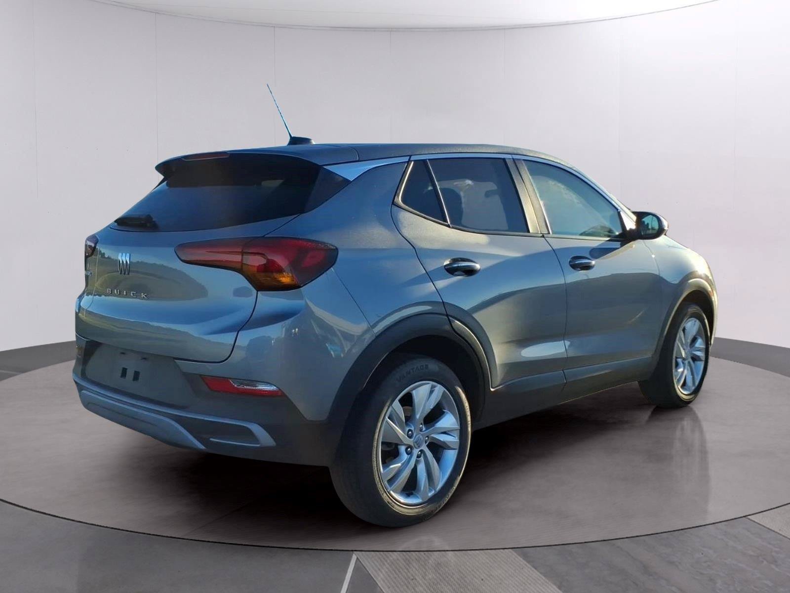 Certified 2026 Buick Encore GX Preferred FWD image 5