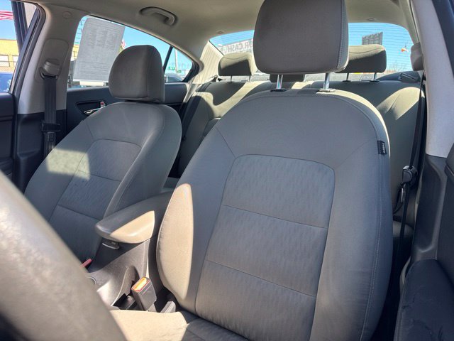 Used 2014 Kia Forte LX FWD image 21