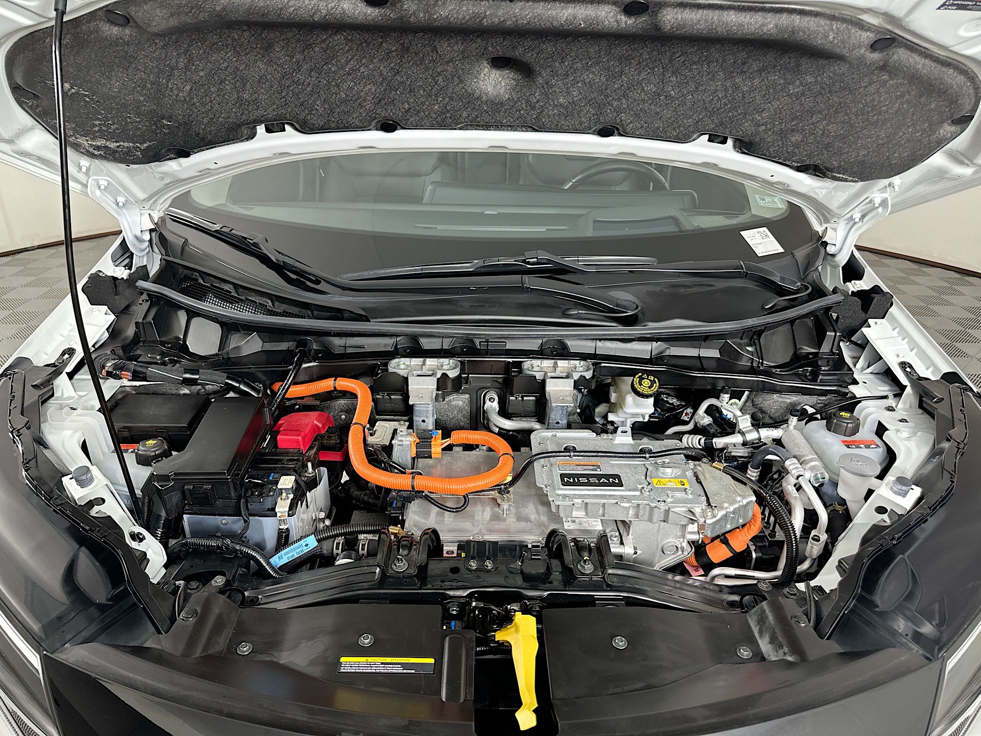 Used 2024 Nissan Ariya FWD image 34