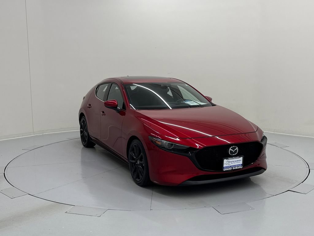 Used 2019 MAZDA MAZDA3 Hatchback w/ Premium Package FWD image 7