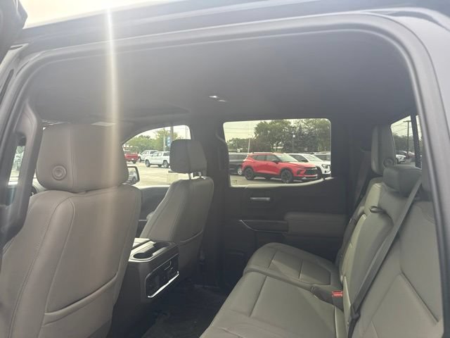 Used 2019 Chevrolet Silverado 1500 LTZ w/ LTZ Premium Package AWD/4WD image 11