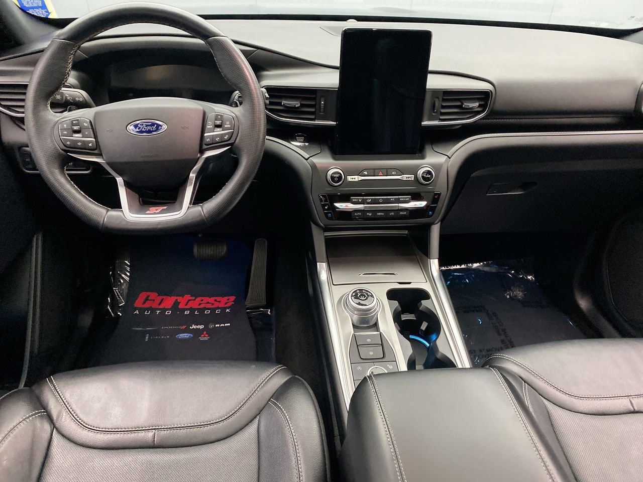 Used 2020 Ford Explorer ST w/ Premium Technology Package AWD/4WD image 15