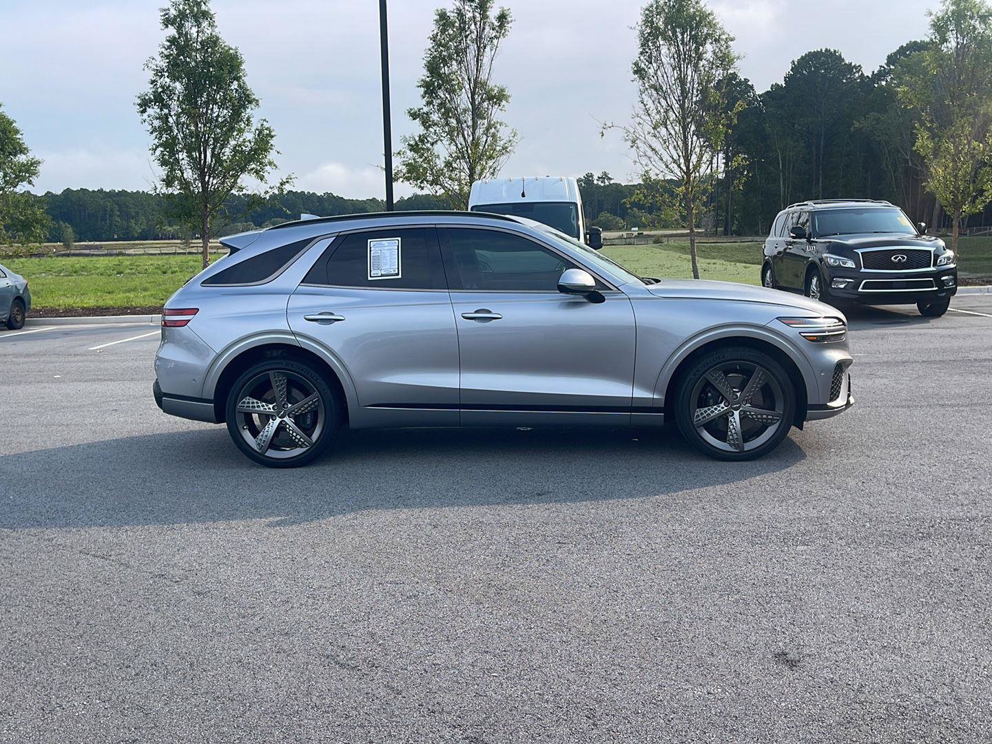 Used 2024 Genesis GV70 2.5T w/ Sport Prestige Package AWD/4WD image 8