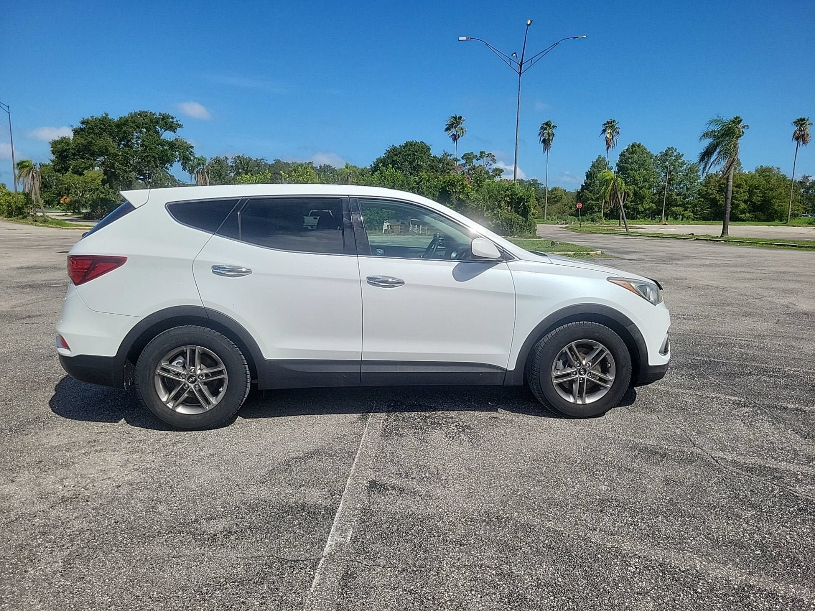 Used 2018 Hyundai Santa Fe Sport FWD image 5