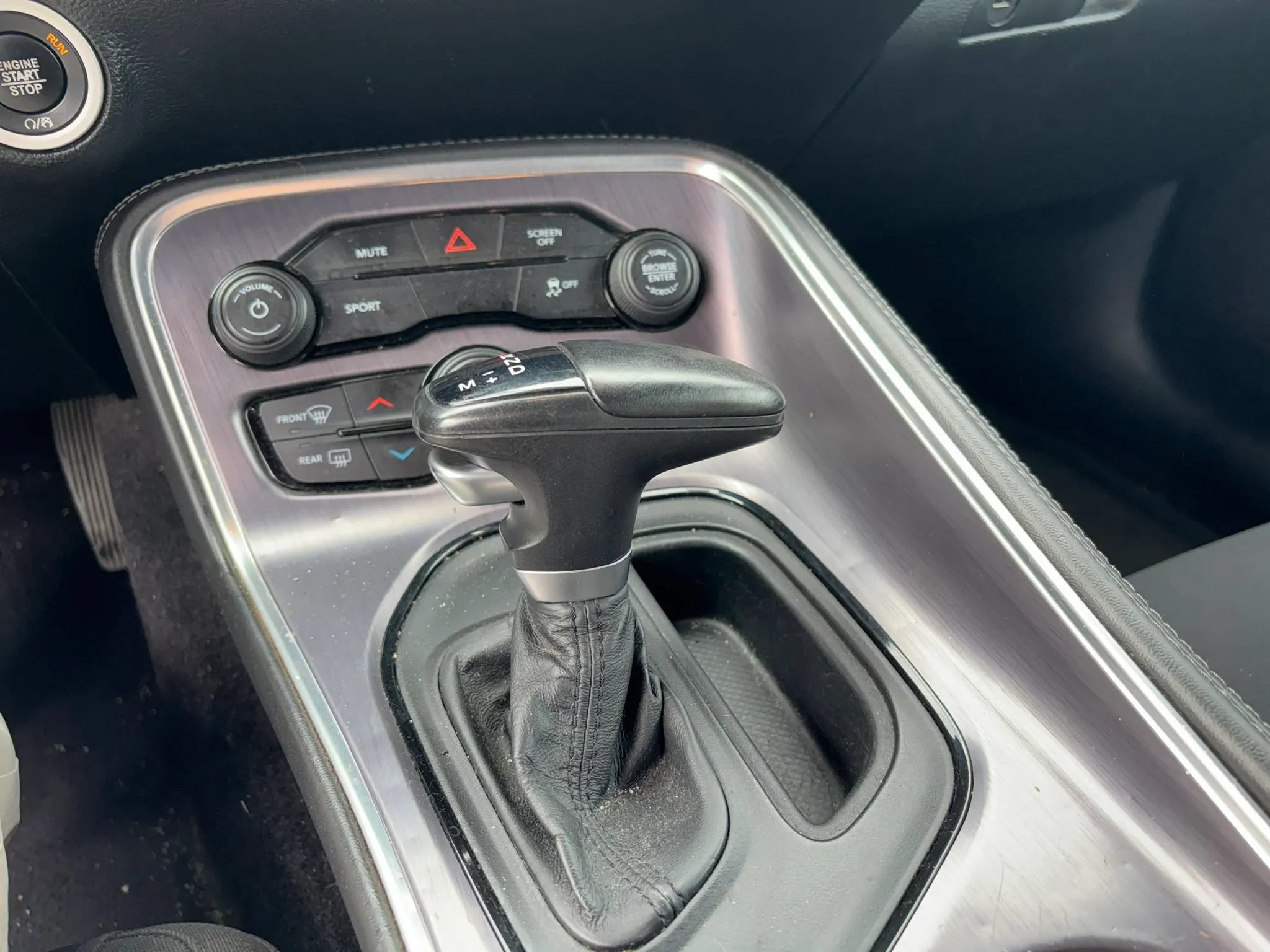 Used 2017 Dodge Challenger SXT RWD image 14