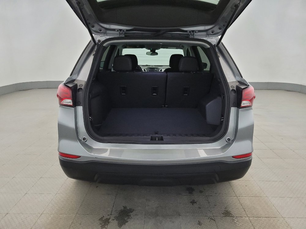 Used 2024 Chevrolet Equinox LS w/ LS Convenience Package image 29