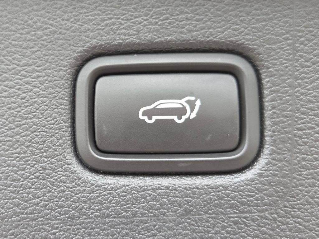 Used 2021 Hyundai Tucson Ultimate w/ Cargo Package AWD/4WD image 32