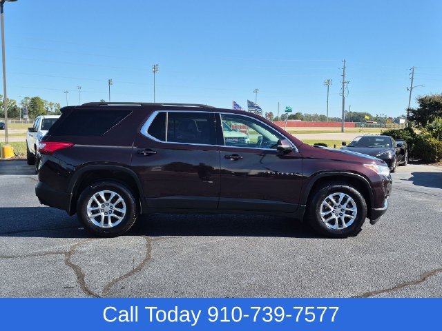 Used 2021 Chevrolet Traverse LT w/ LPO, Floor Liner Package AWD/4WD image 2