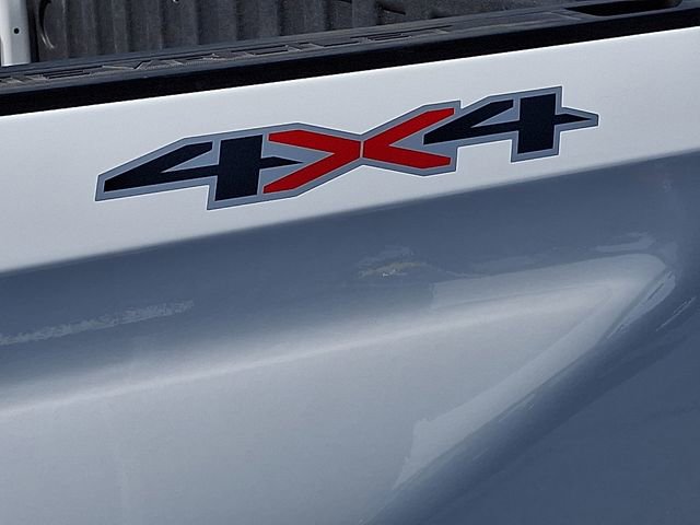 Used 2022 Chevrolet Silverado 1500 LT AWD/4WD image 30