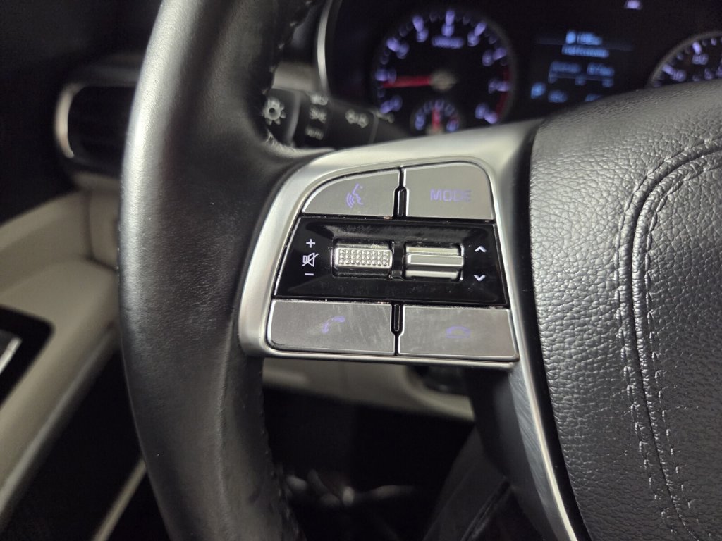 Used 2022 Kia Telluride EX w/ EX Premium Package FWD image 17