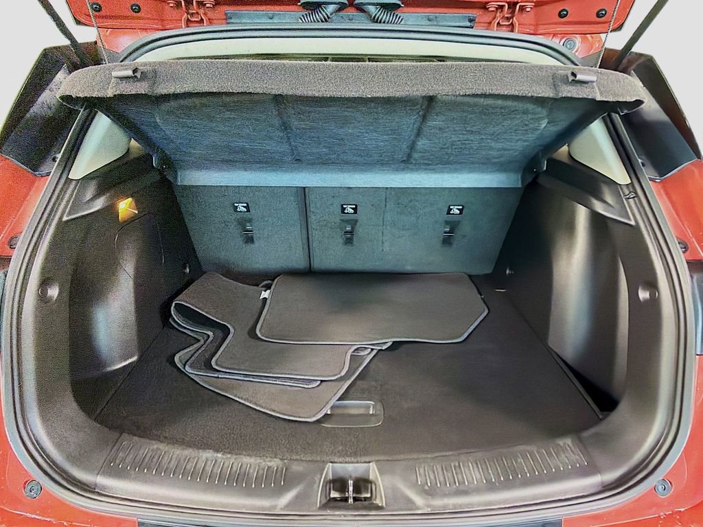 Used 2024 Buick Encore GX Sport Touring w/ Comfort Package image 26