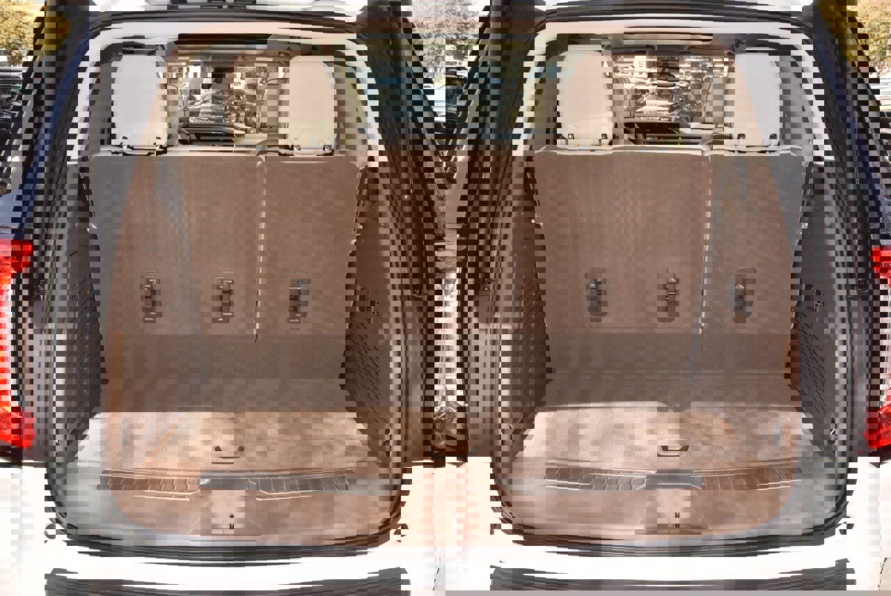 Used 2024 GMC Yukon Denali image 41