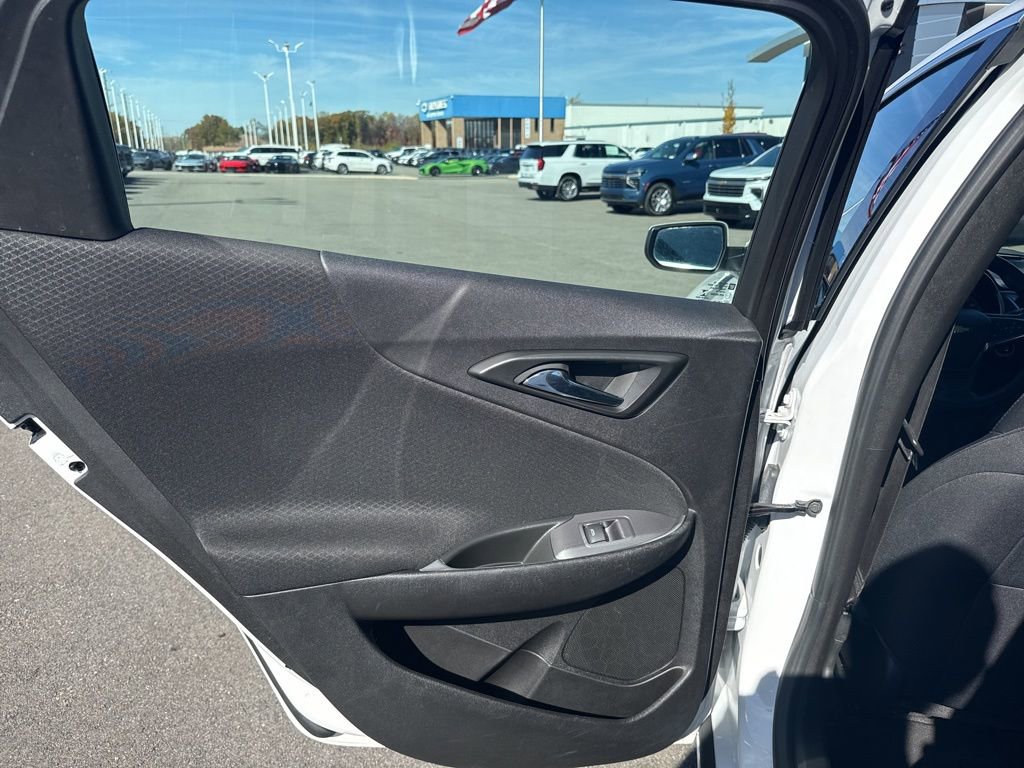 Used 2024 Chevrolet Malibu LT image 30