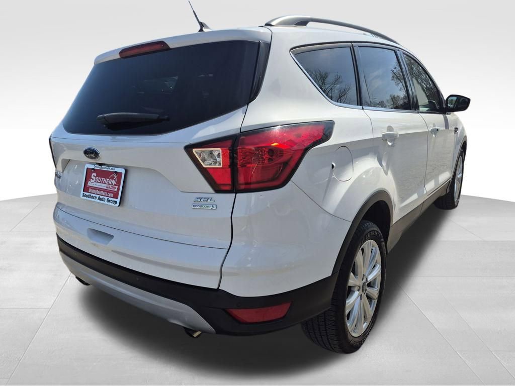 Used 2019 Ford Escape SEL image 11