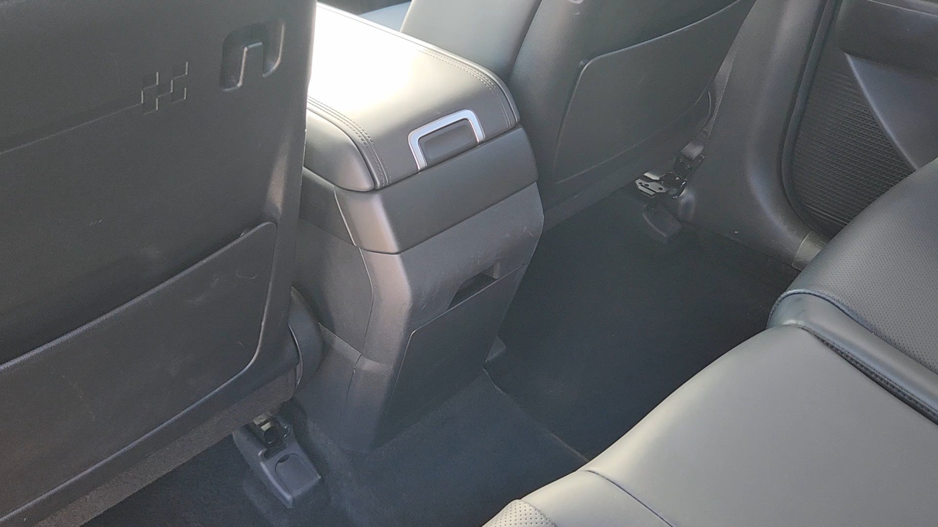 Certified 2026 Hyundai Santa Fe SEL AWD/4WD image 16