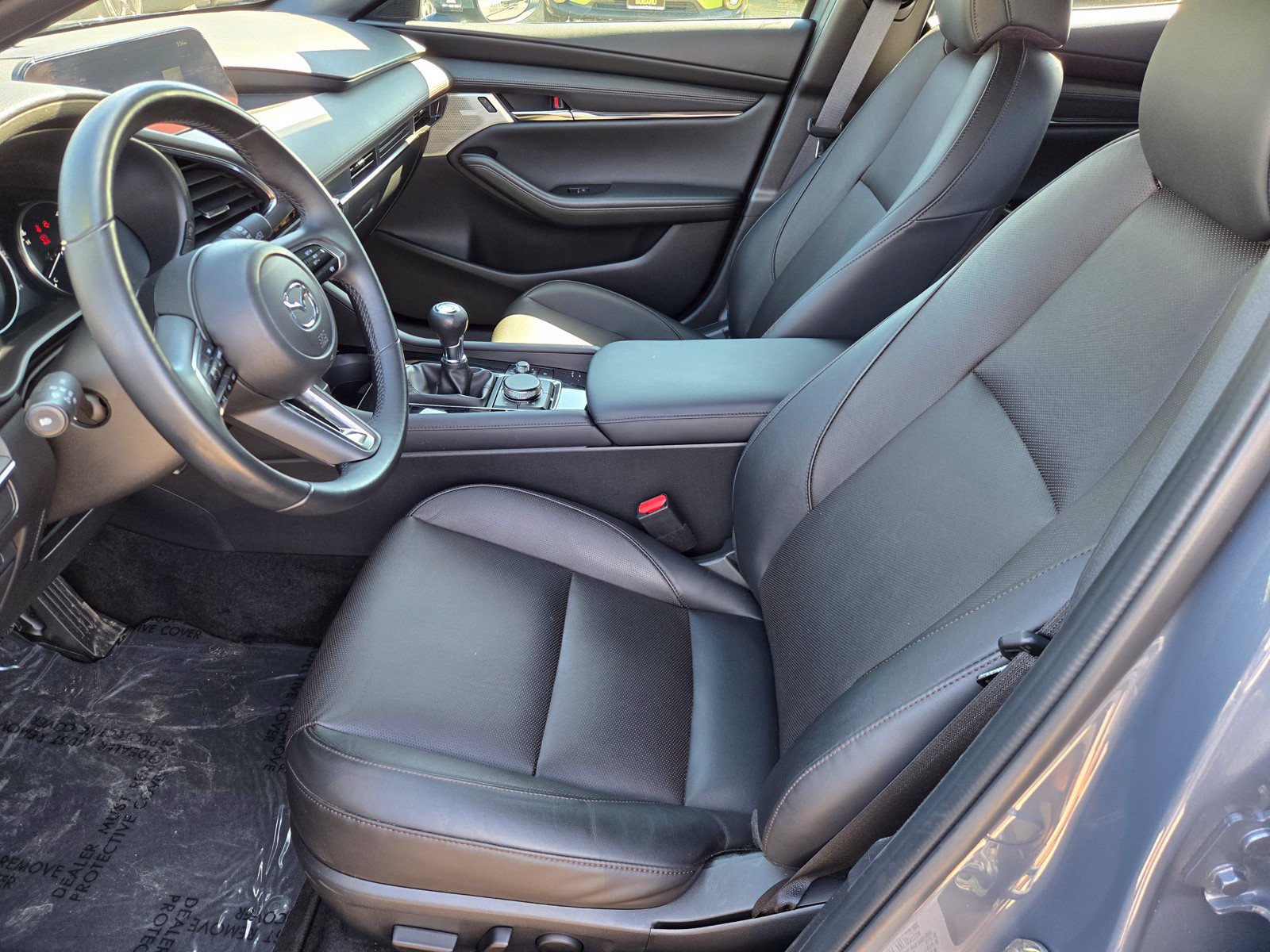 Used 2024 MAZDA MAZDA3 s FWD image 15