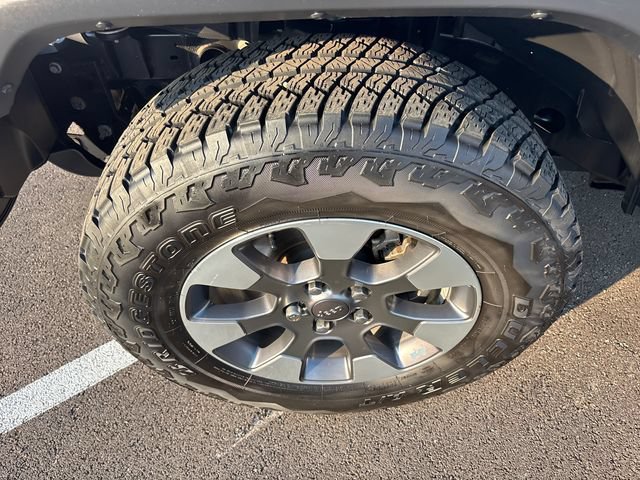 Used 2019 Jeep Wrangler Unlimited Sahara AWD/4WD image 32