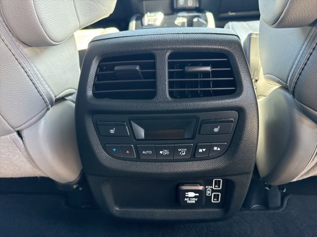 Used 2023 Honda Passport Elite image 16