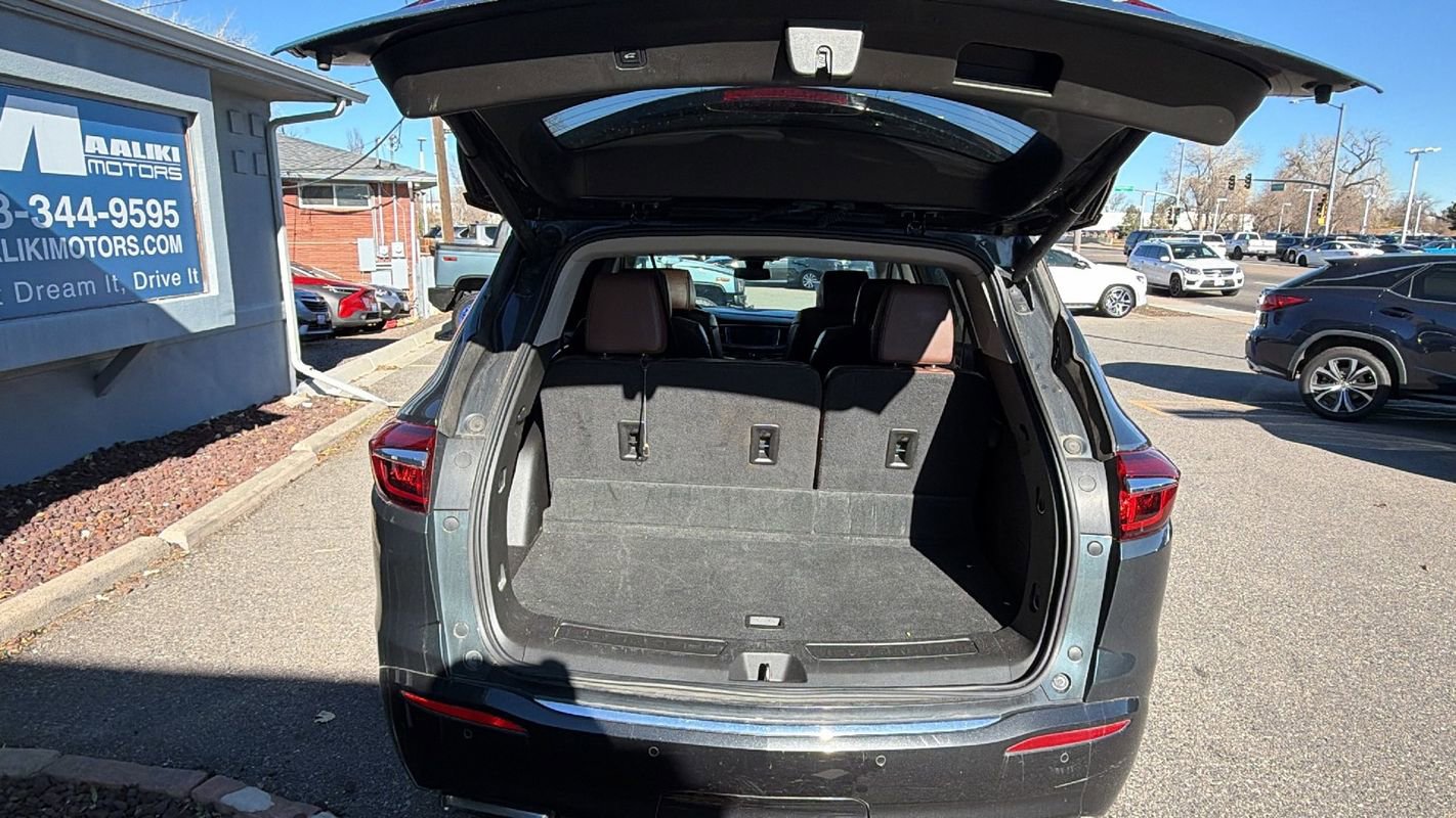 Used 2018 Buick Enclave Avenir w/ Avenir Technology Package image 7