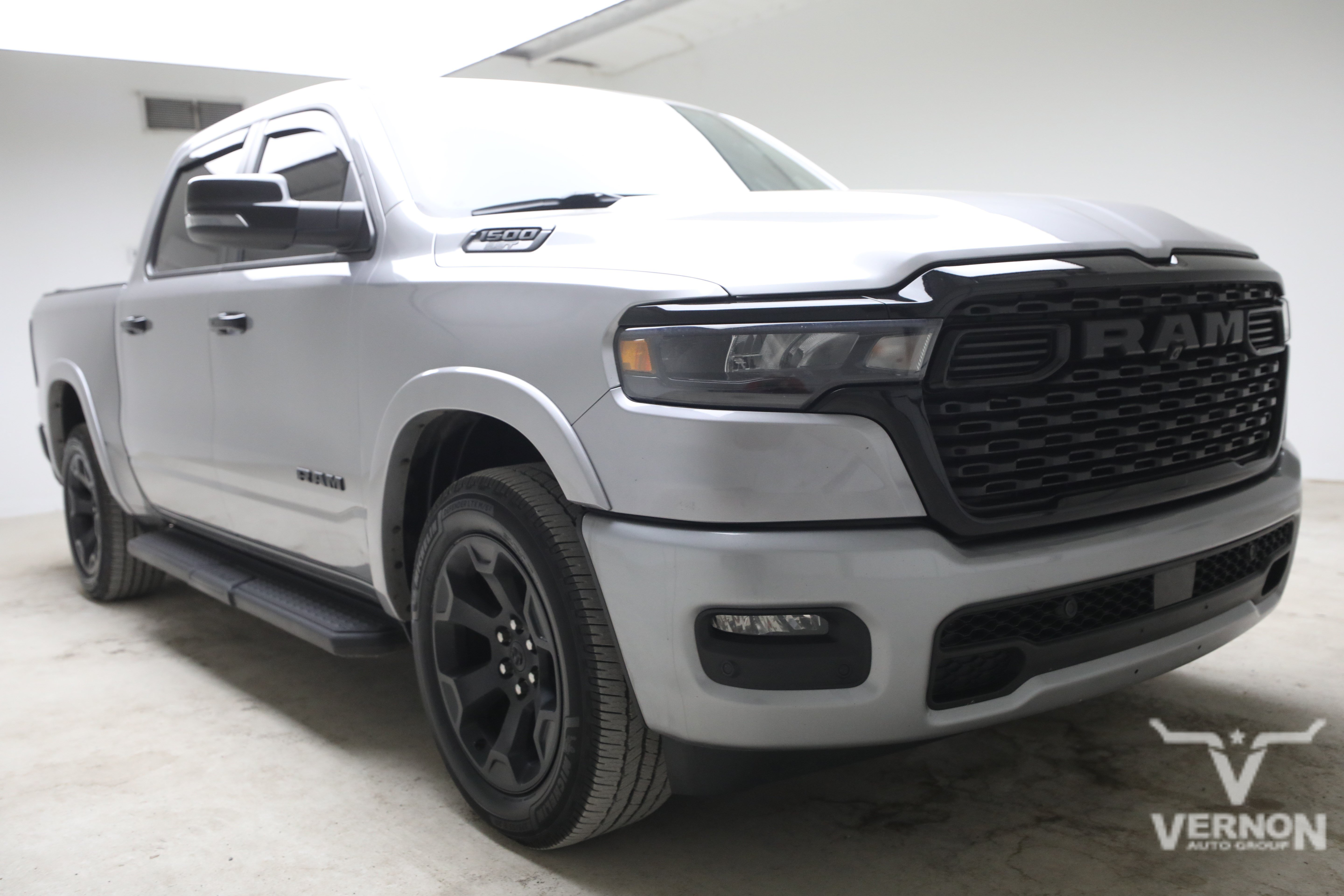Used 2025 RAM 1500 Big Horn AWD/4WD image 7