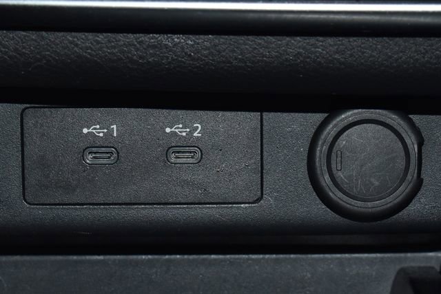 Used 2025 Nissan Rogue SV image 18