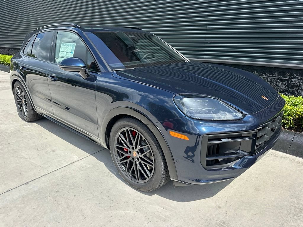 Used 2026 Porsche Cayenne GTS AWD/4WD image 12