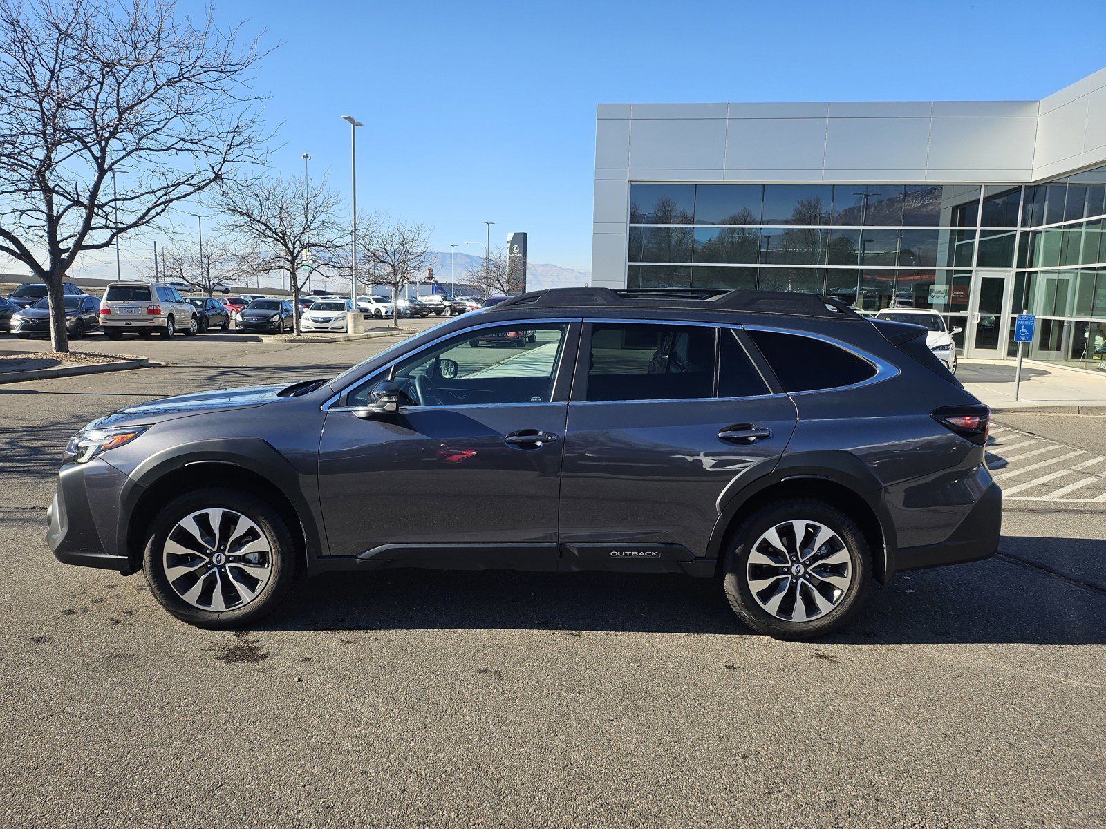 Used 2025 Subaru Outback Limited w/ Popular Package #2 image 9